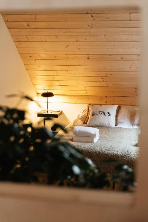 Kujezioru Appartement Kleszczyn Buitenkant foto