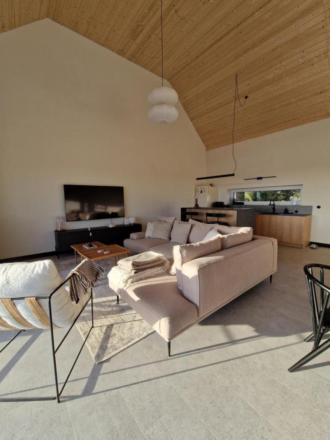 Kujezioru Appartement Kleszczyn Buitenkant foto